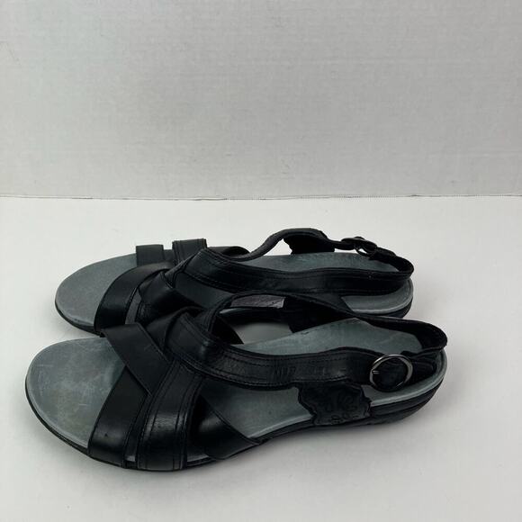 Merrell Basson Black Leather Flat Sandals Slingback Criss Cross Straps Comfort 9 - Picture 1 of 16